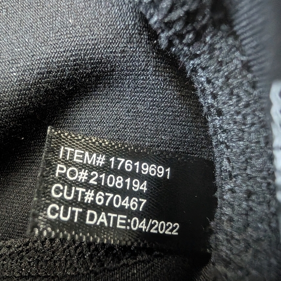 Torrid 1 (1X 14/16) Harry Potter Hogwarts Performance Active Crop Leggings EUC - Picture 7 of 8